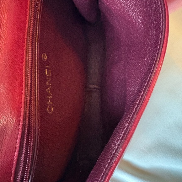 Chanel Red Leather Shoulder Bag - Picture 11 of 15